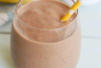Velvet Banana Date Smoothie