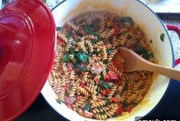 One-Pan Sausage & Spinach Pasta