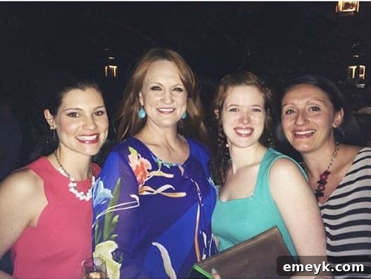 Ree Drummond, The Pioneer Woman, at BlogHer Food conference