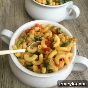 Sausage Roasted Red Pepper and Gouda Macaroni and Cheese