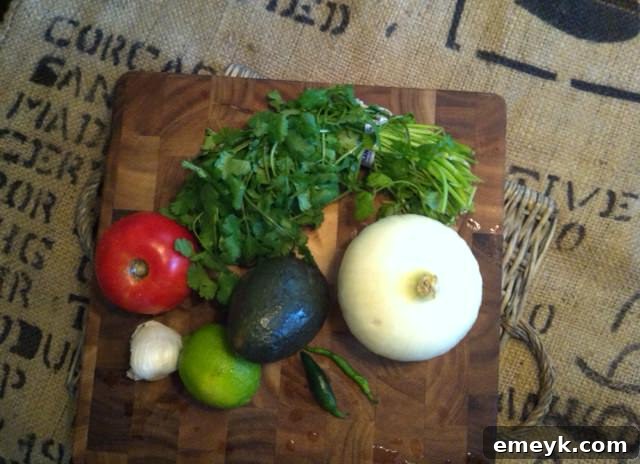 Quick & Easy Guacamole ingredients - Chopped Vegetables