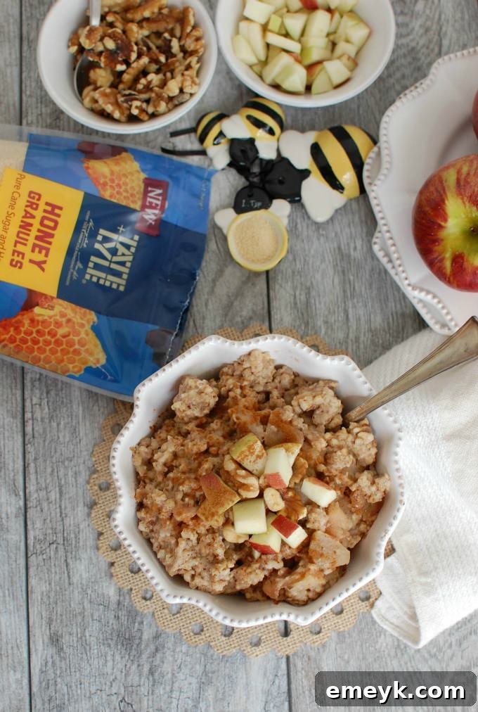 Tate+Lyle Honey Granules container
