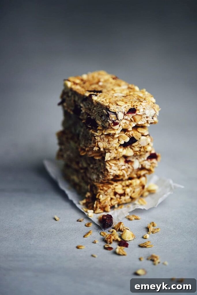 29 Brilliant Breakfasts for Effortless Mornings 19 Gourmet White Chocolate Macadamia Nut Granola Bars from Natural Girl Modern World, a delicious and easy make-ahead breakfast.