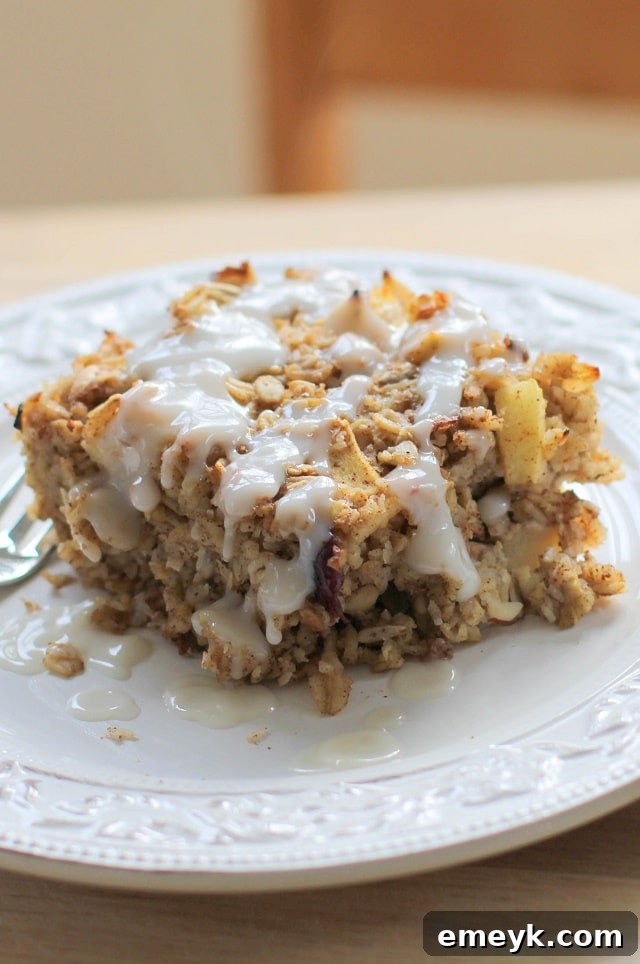 29 Brilliant Breakfasts for Effortless Mornings 18 Classic Apple Cinnamon Baked Oatmeal from The Roasted Root, a healthy and gluten-free make-ahead breakfast.