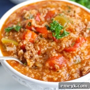 Instant Pot Stuffed Pepper Soup in a bowl