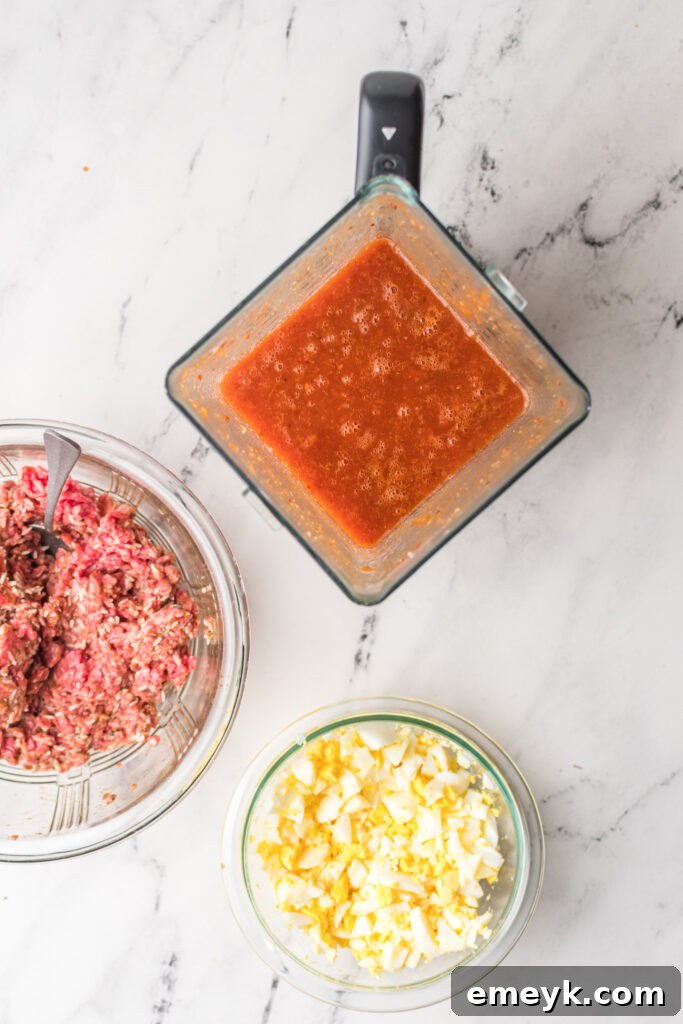 Smooth chipotle sauce after blending.