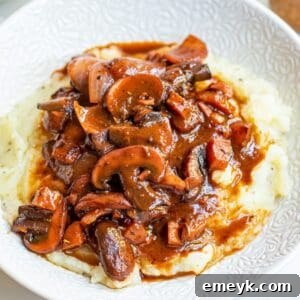 Mushroom Bourguignon main recipe image