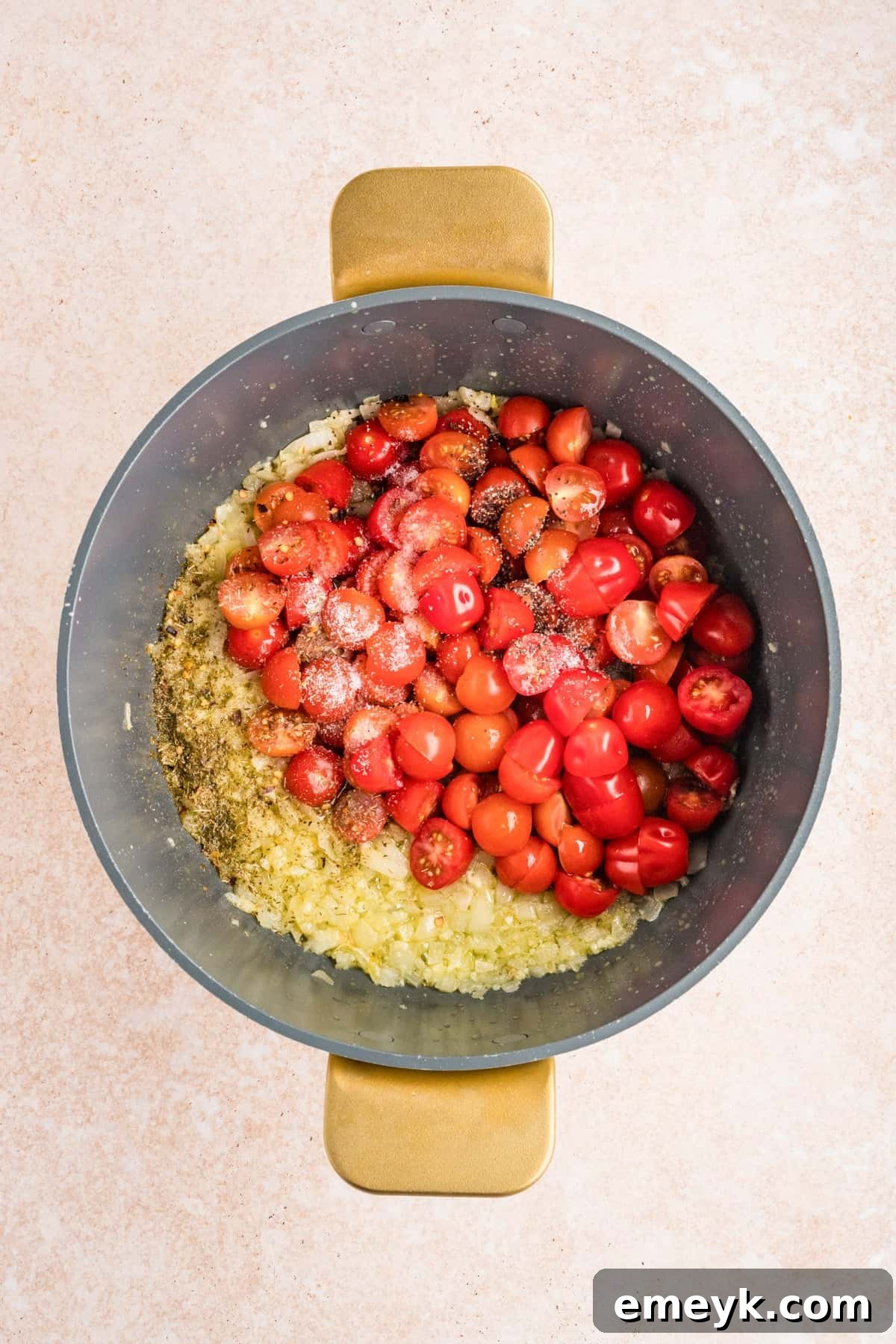 Tomato and onion in a pot
